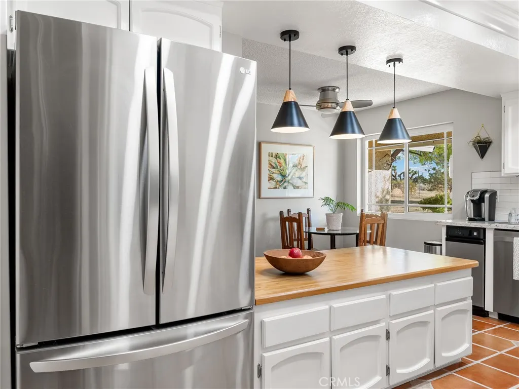 Additional image 33 of 3996 Yucca Terrace Dr, Phelan, CA 92371