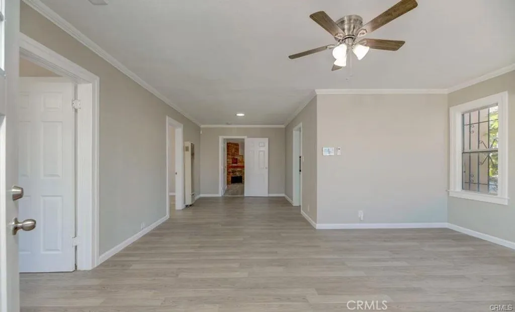 Additional image 3 of 542 W 105th Street, Los Angeles, CA 90044