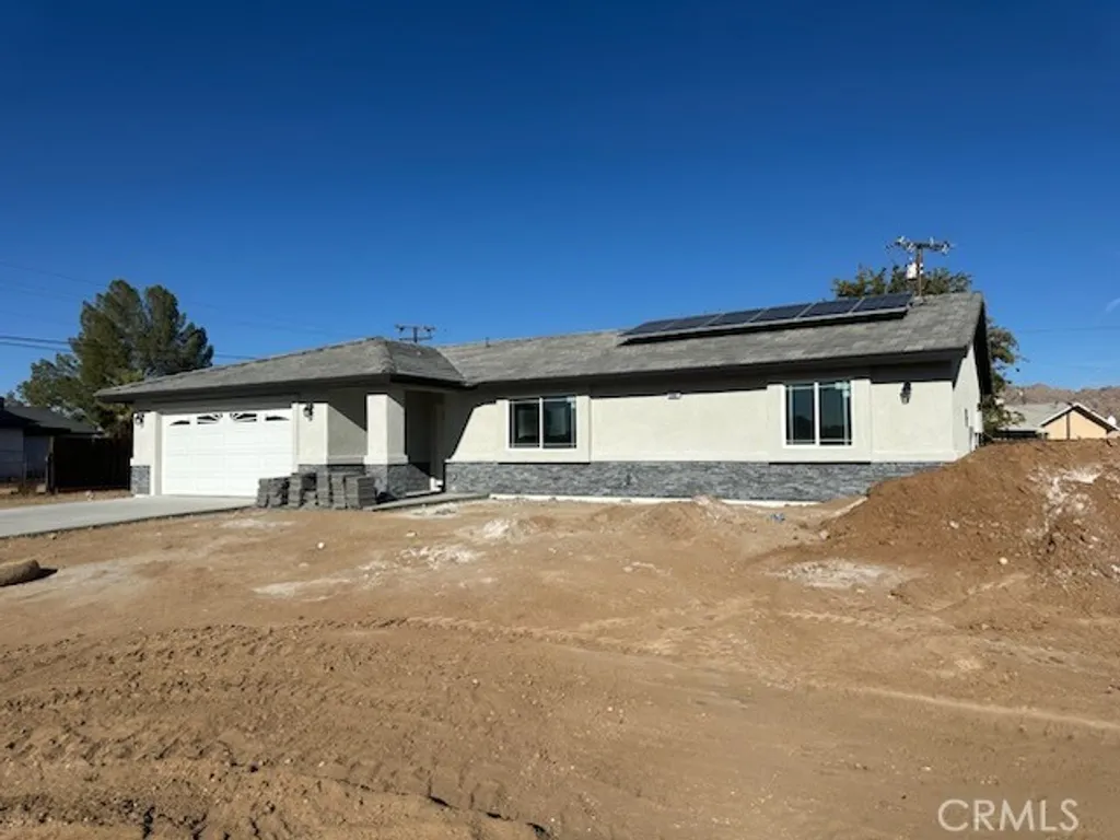 Additional image 2 of 16681 Osage Road, Apple Valley, CA 92307