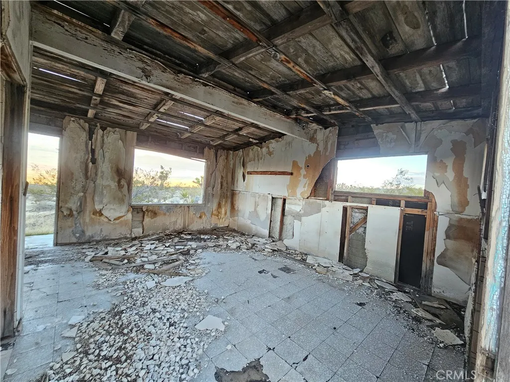 Additional image 14 of 411 Powerline Rd., Lucerne Valley, CA 92356