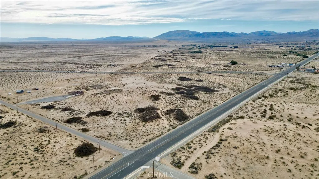 Additional image 26 of 204 Adobe Road, 29 Palms, CA 92277