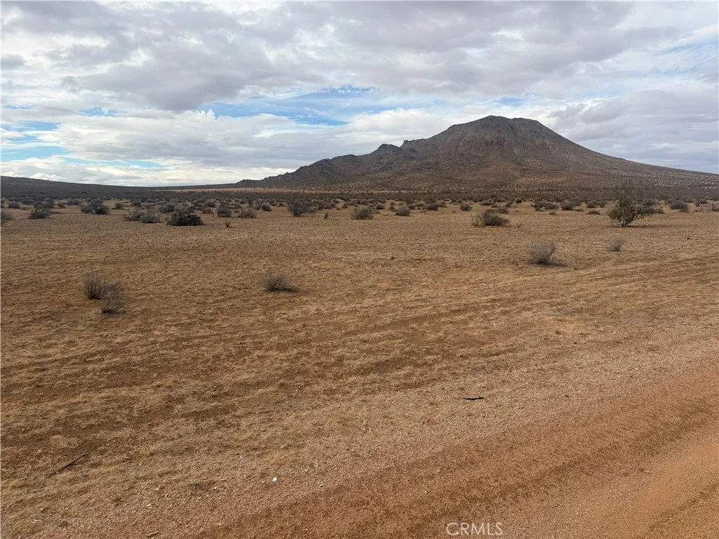 Additional image 11 of Comanche, Apple Valley, CA 92307