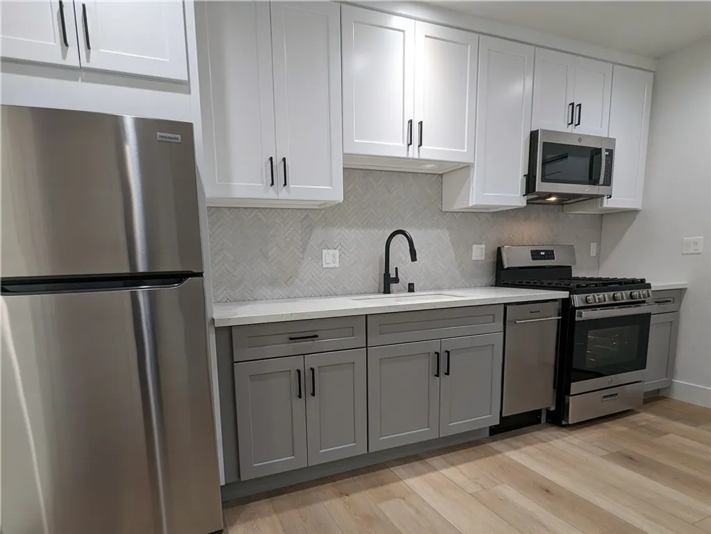 Additional image 6 of 6105 S Hobart Boulevard Unit 1/2, Los Angeles, CA 90047