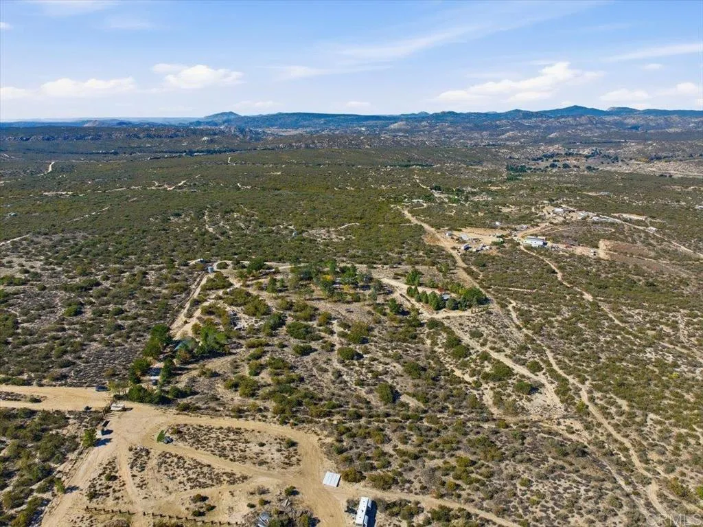 Additional image 4 of 1496 Vista De La Sierra, Boulevard, CA 91905