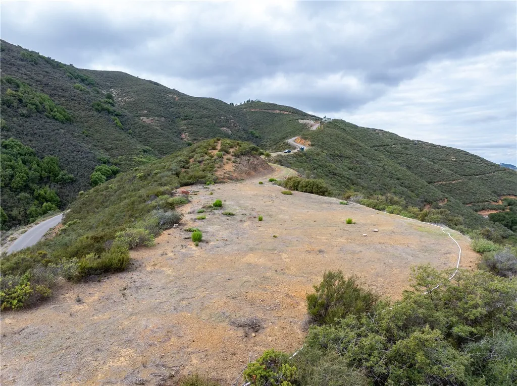 Property image for 13730 Falcon Rd, Atascadero, CA 93422