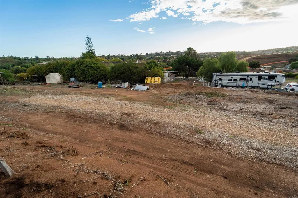 Additional image 112 of 291 Osborne Street, Vista, CA 92084