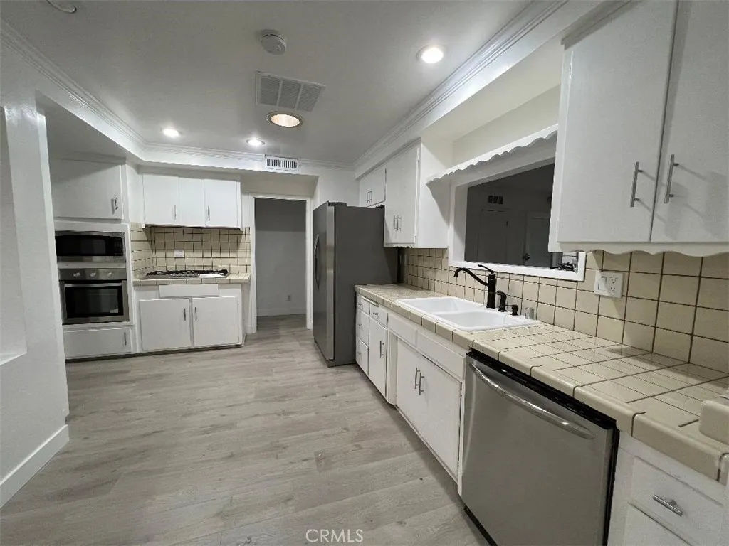 Additional image 7 of 8443 Remmet, Canoga Park, CA 91304