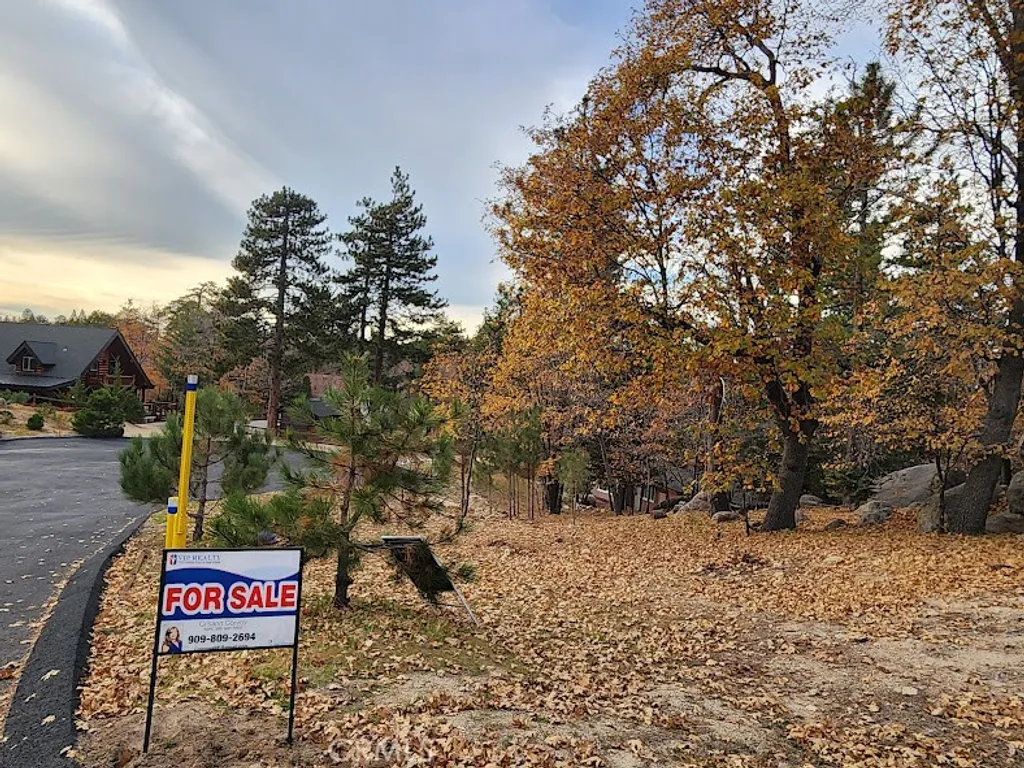 Additional image 7 of 32240 Whisper Dr, Running Springs, CA 92382