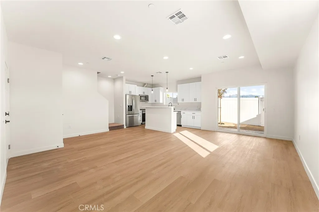 Additional image 45 of 904 Hert St, Colton, CA 92324