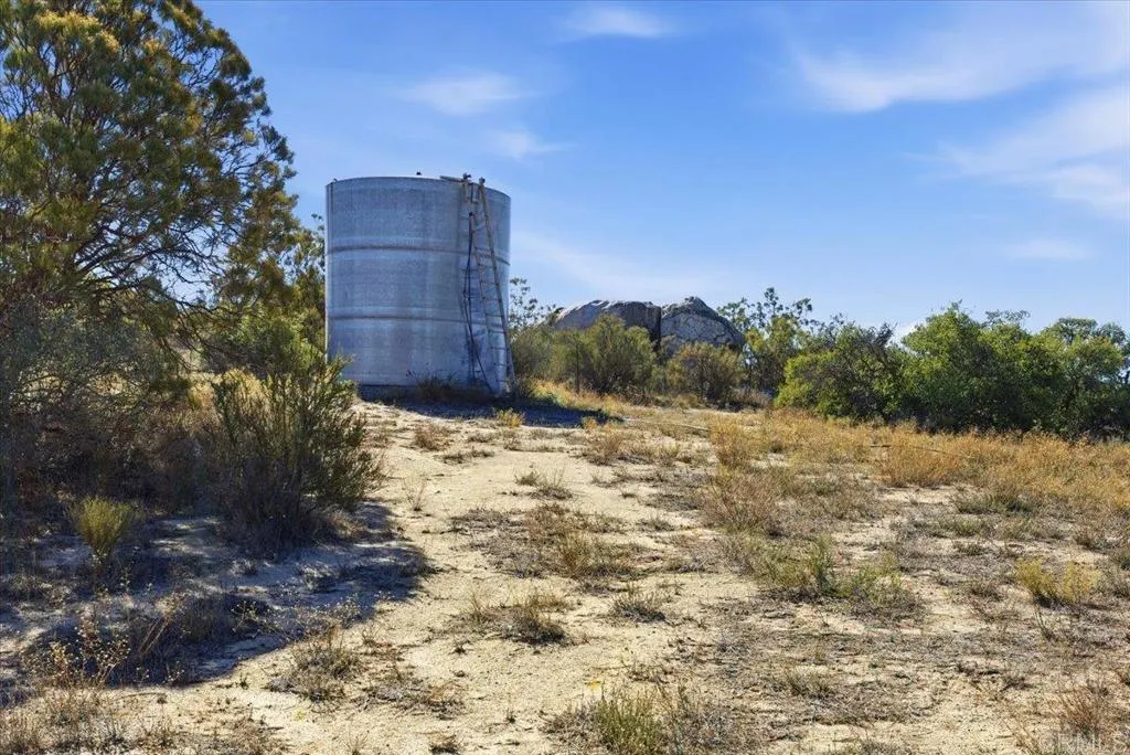 Additional image 44 of 1496 Vista De La Sierra, Boulevard, CA 91905