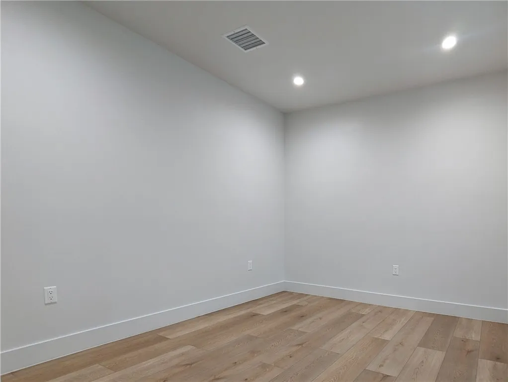 Additional image 34 of 6105 S Hobart Boulevard Unit 1/2, Los Angeles, CA 90047