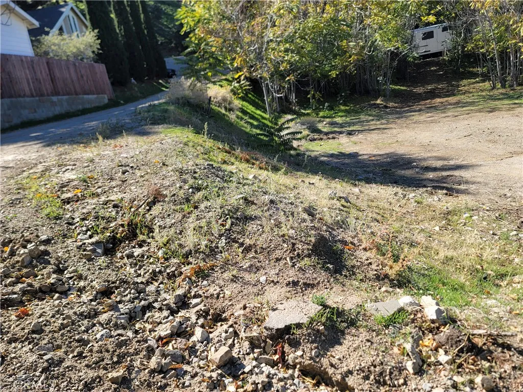 Additional image 7 of 227 East End, Frazier Park, CA 93225