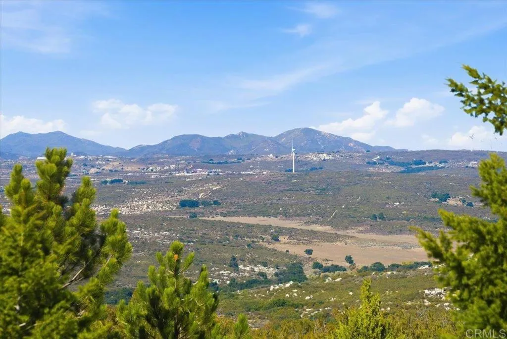 Additional image 65 of 1496 Vista De La Sierra, Boulevard, CA 91905