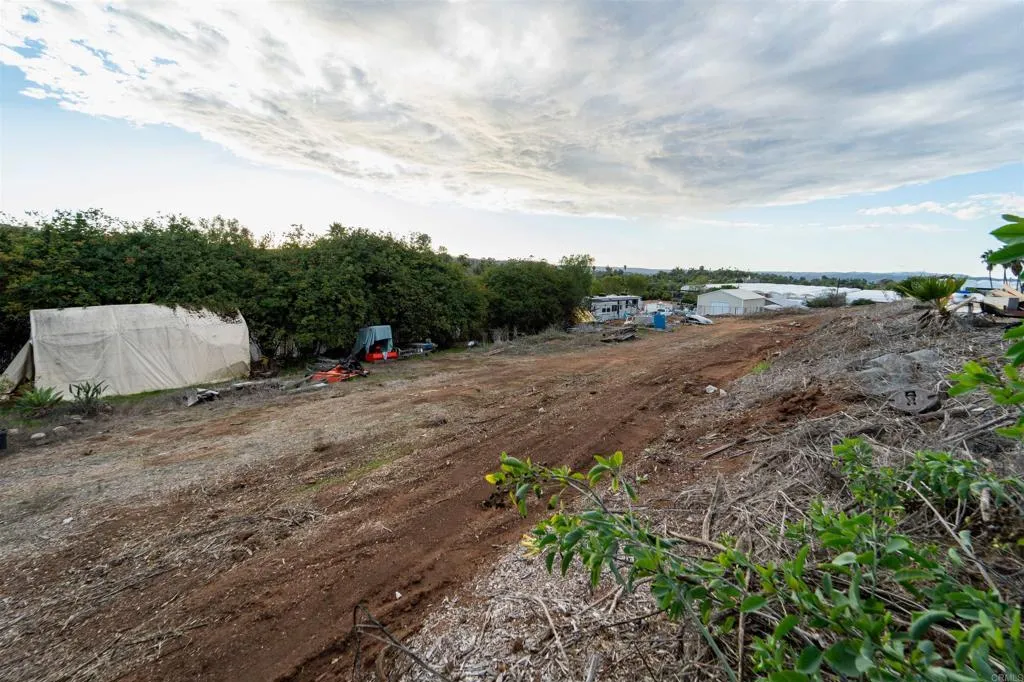 Additional image 101 of 291 Osborne Street, Vista, CA 92084