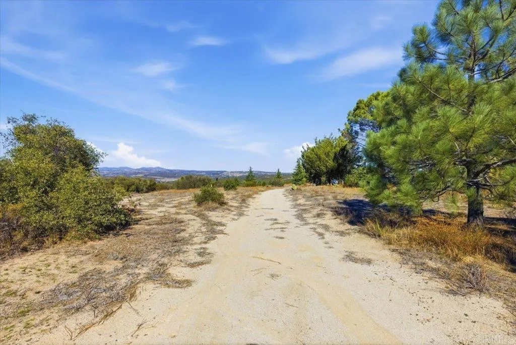 Additional image 116 of 1496 Vista De La Sierra, Boulevard, CA 91905