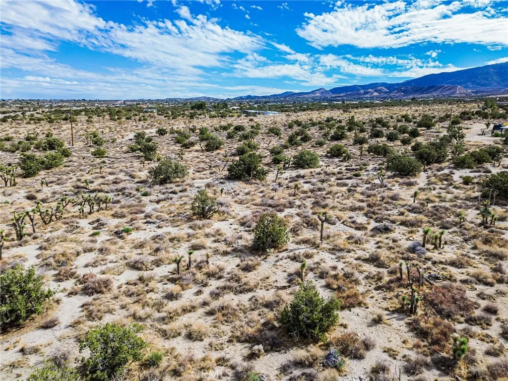 Additional image 43 of 30002 263rd, Llano, CA 93544