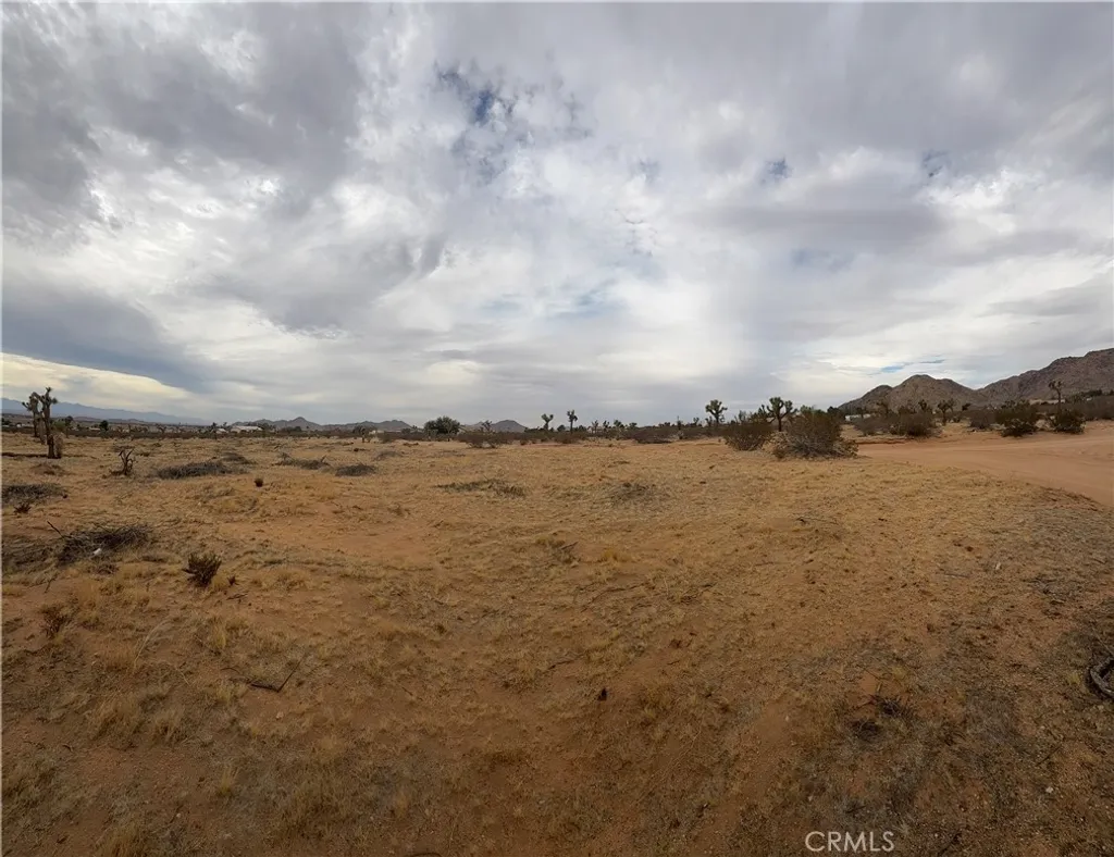 Additional image 6 of 16252 Olema Road, Apple Valley, CA 92307