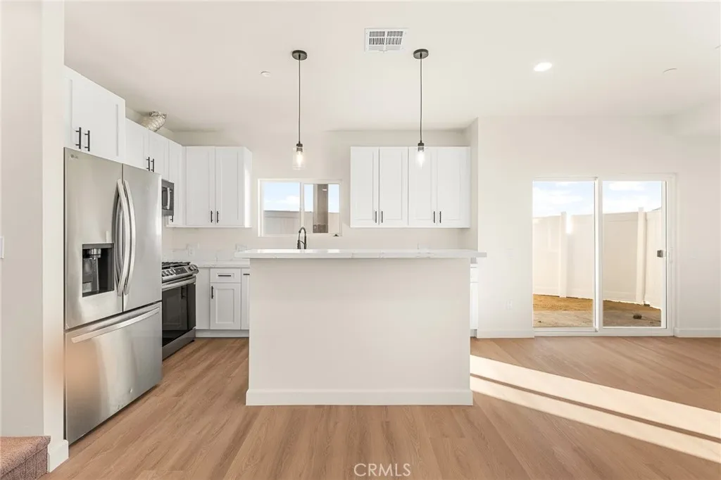 Additional image 17 of 904 Hert St, Colton, CA 92324