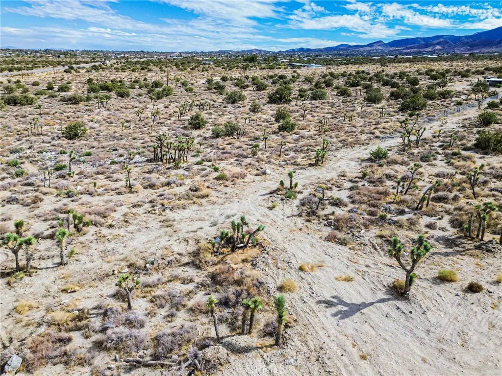 Additional image 91 of 30002 263rd, Llano, CA 93544