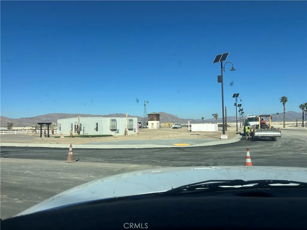 Additional image 3 of 11482 Locust Ave, Lucerne Valley, CA 92356