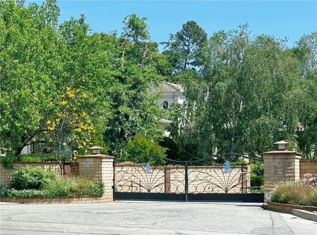 Property image for 1826 Bluebird Road, Glendora, CA 91741