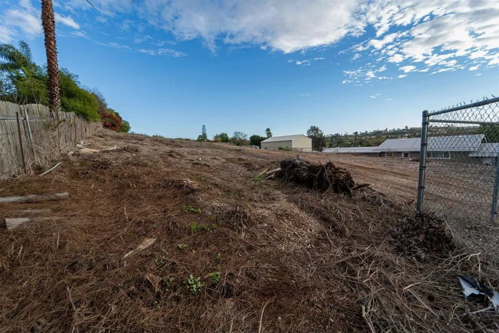 Additional image 60 of 291 Osborne Street, Vista, CA 92084