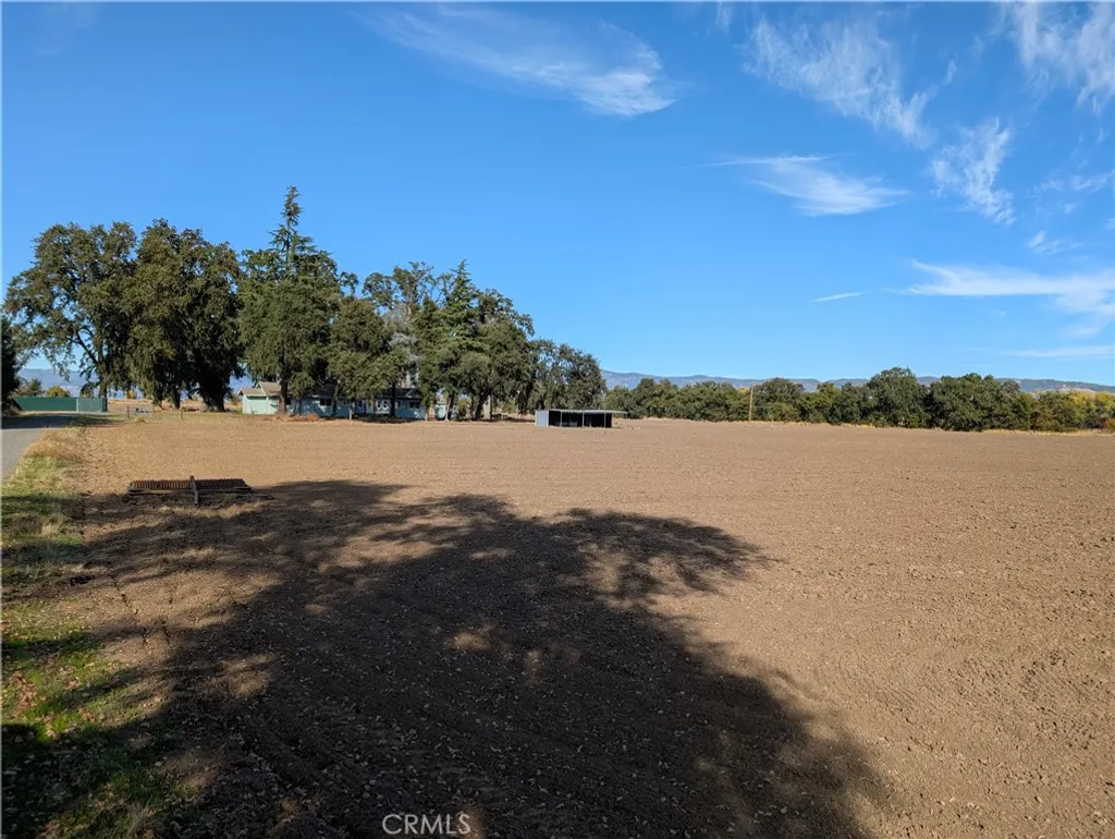 Additional image 3 of 2430 Soda Bay Rd, Lakeport, CA 95453