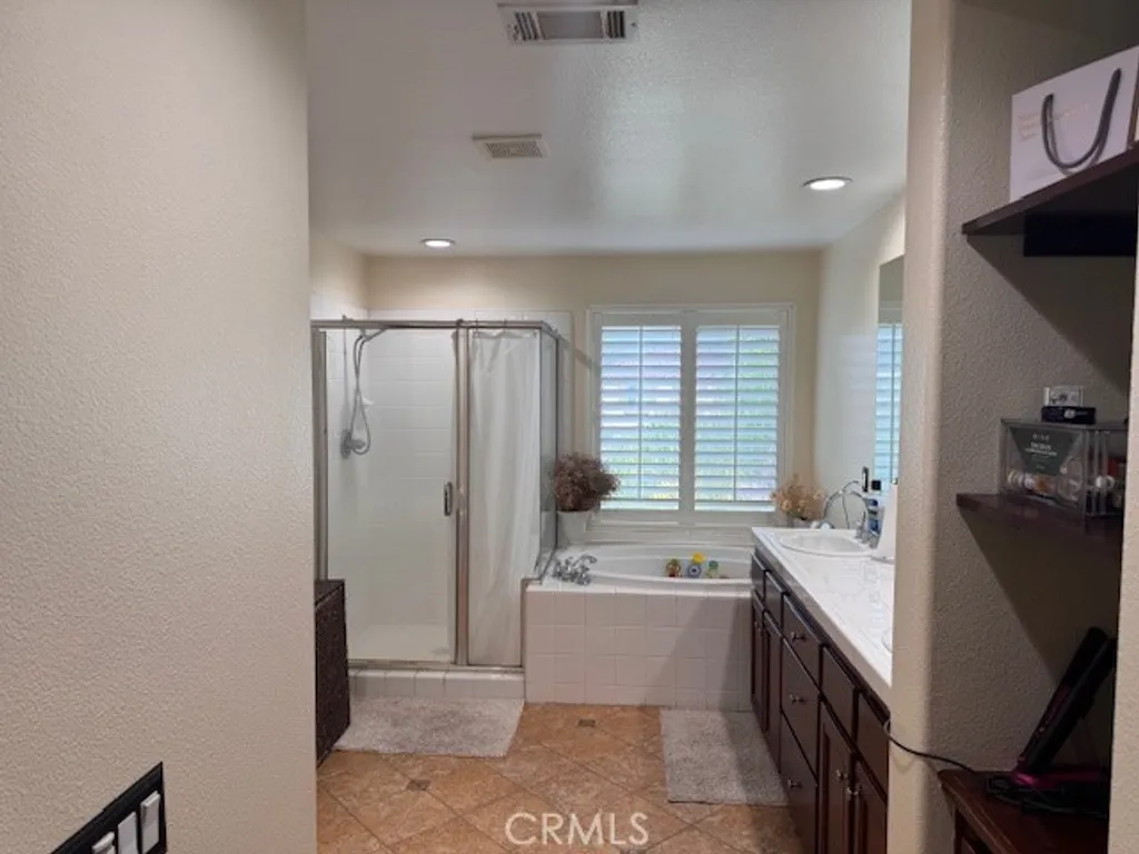 Additional image 17 of 17423 Smoke Tree Ln, Canyon Country, CA 91387