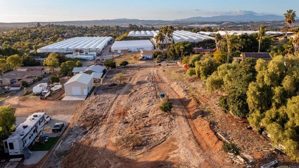 Additional image 90 of 291 Osborne Street, Vista, CA 92084