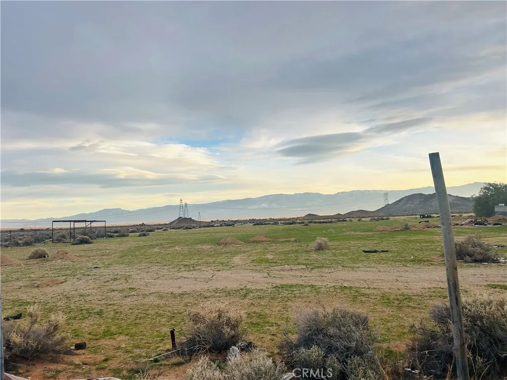 Additional image 15 of 33321 Desert Ln, Lucerne Valley, CA 92356