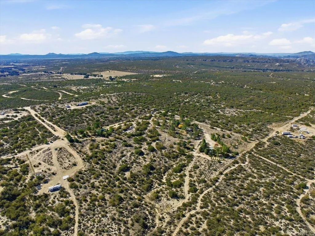 Additional image 6 of 1496 Vista De La Sierra, Boulevard, CA 91905