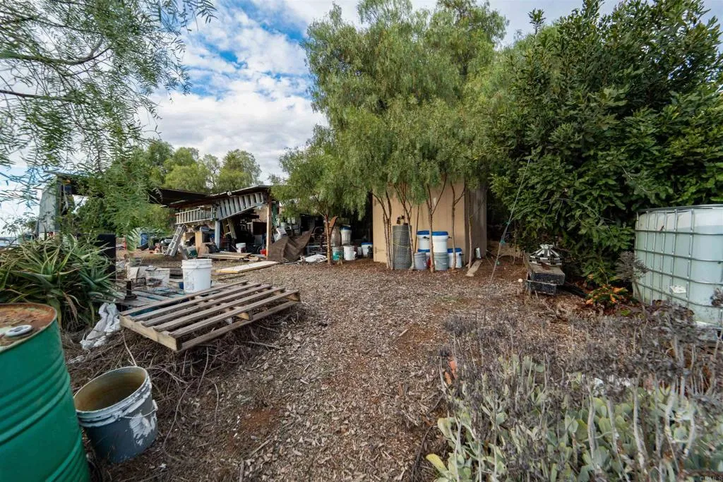 Additional image 102 of 291 Osborne Street, Vista, CA 92084