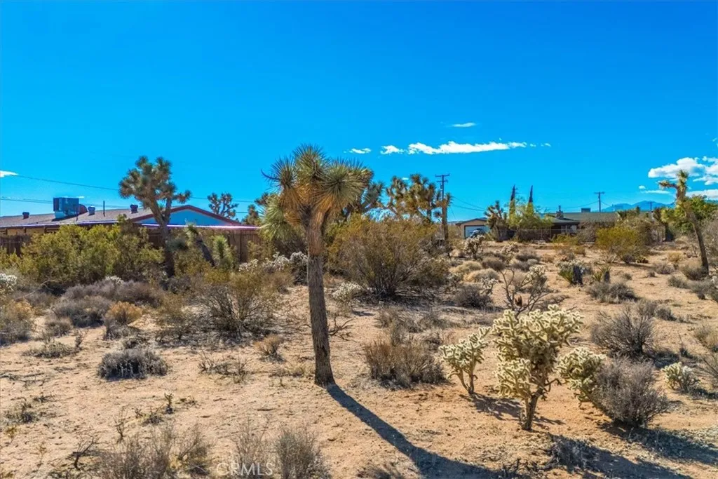 Additional image 21 of 3911 Lennox Avenue, Yucca Valley, CA 92284