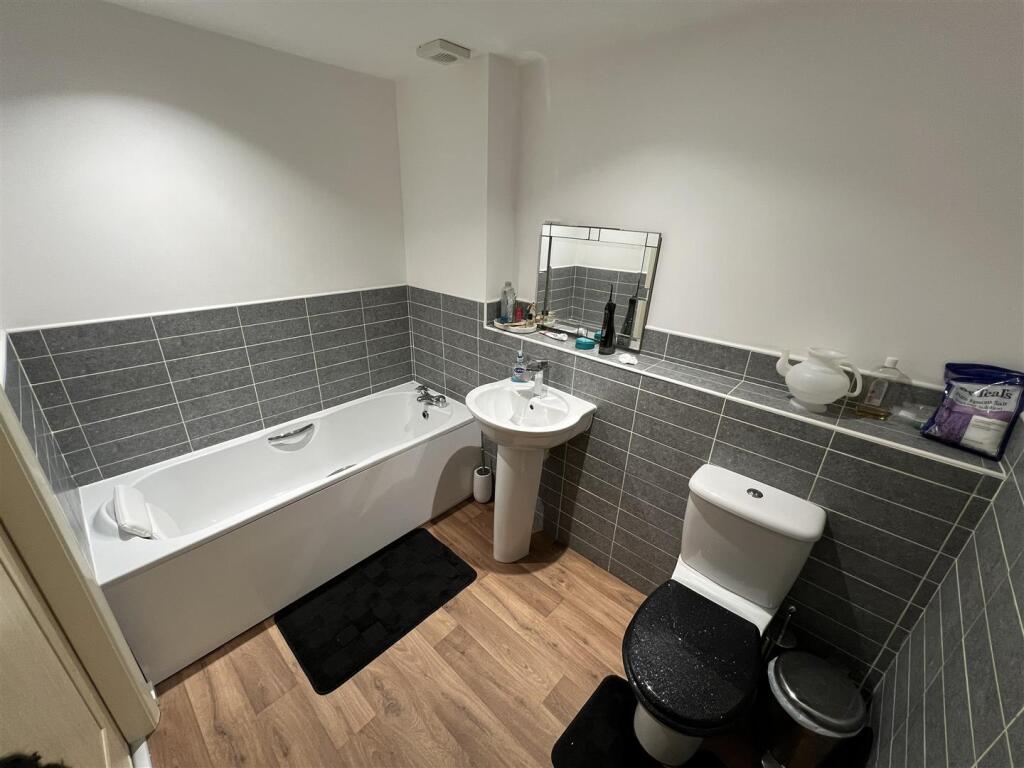 Additional image 9 of Apartment 7 Kings Hall, 53 Wake Green Road, Moseley, Birmingham