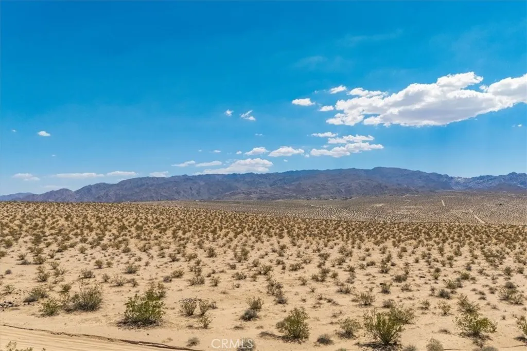 Additional image 3 of 67800 Raymond Drive, 29 Palms, CA 92277