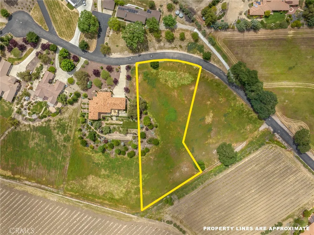 Additional image 3 of 2230 Del Sol Place, Paso Robles, CA 93446