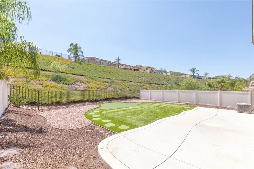 Additional image 93 of 35135 Sorrel Ln, Lake Elsinore, CA 92532