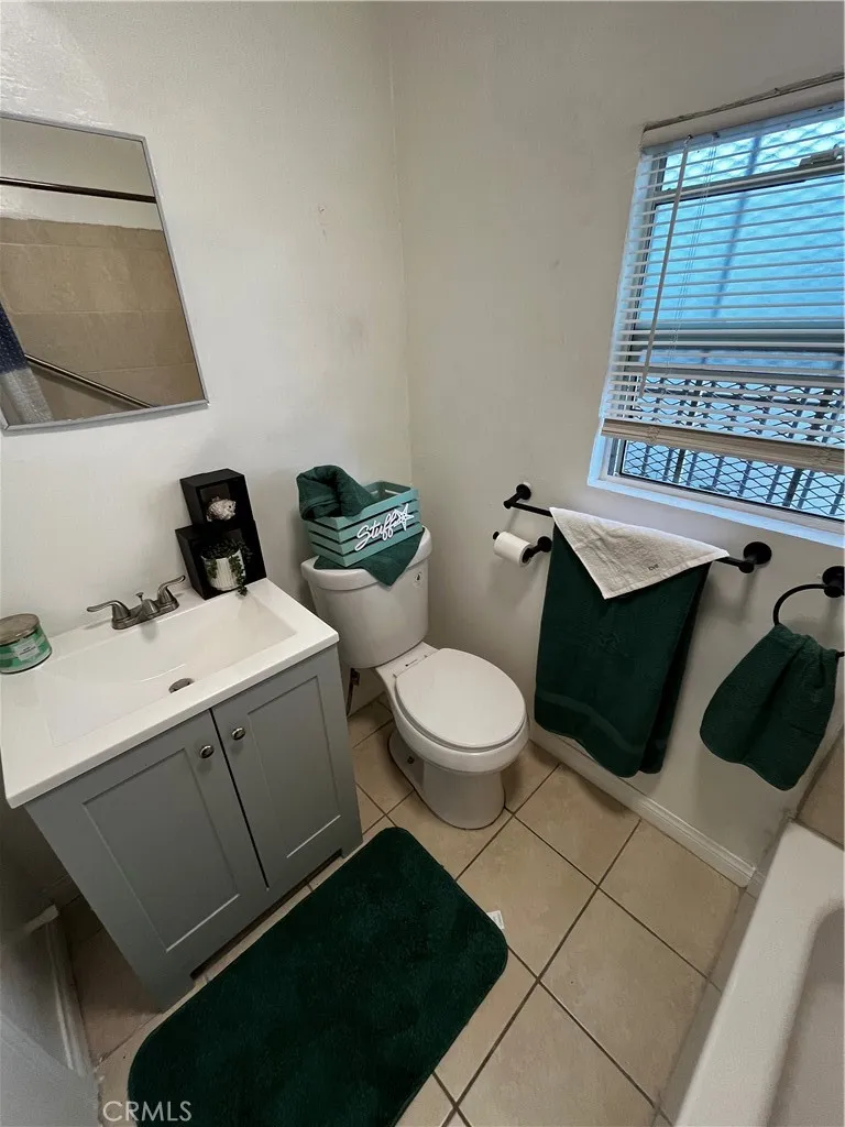 Additional image 28 of 4522 S. Normandie Avenue, Los Angeles, CA 90037