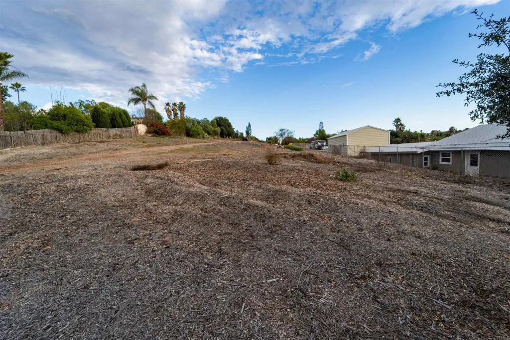 Additional image 142 of 291 Osborne Street, Vista, CA 92084