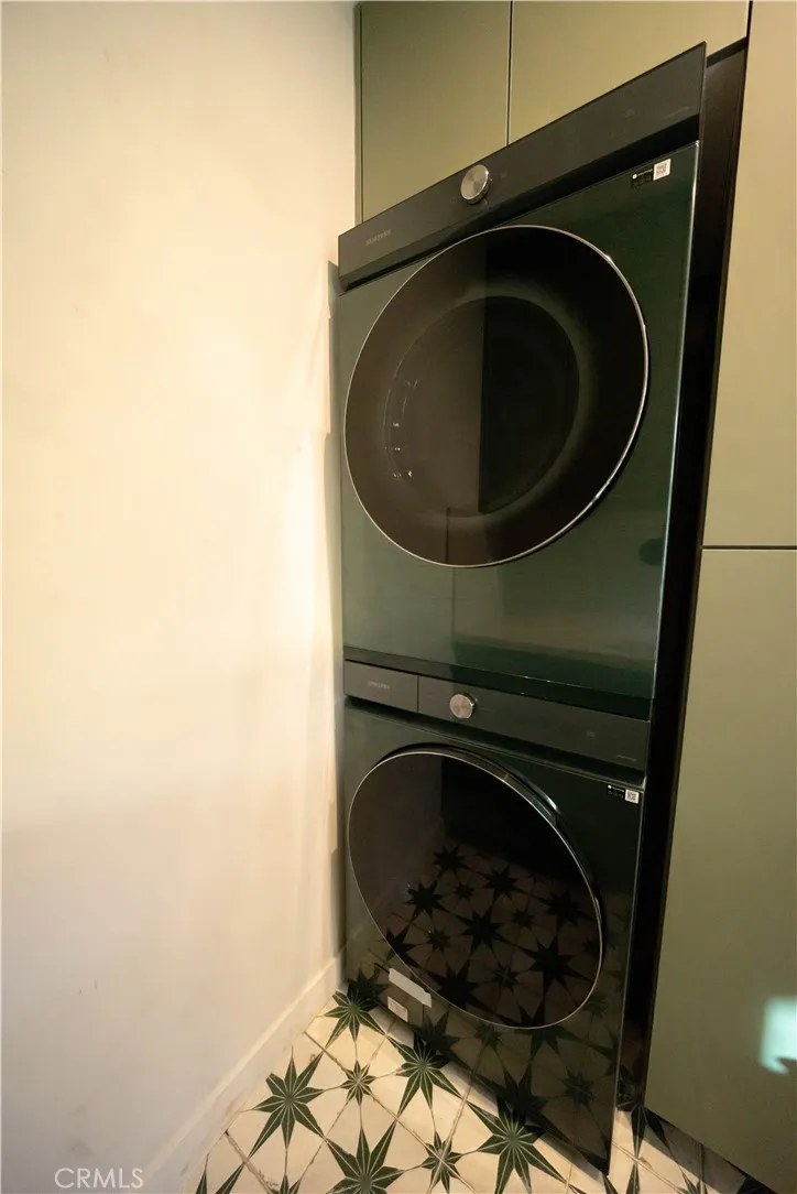 Additional image 113 of 17437 Oak Creek Court, Encino, CA 91316