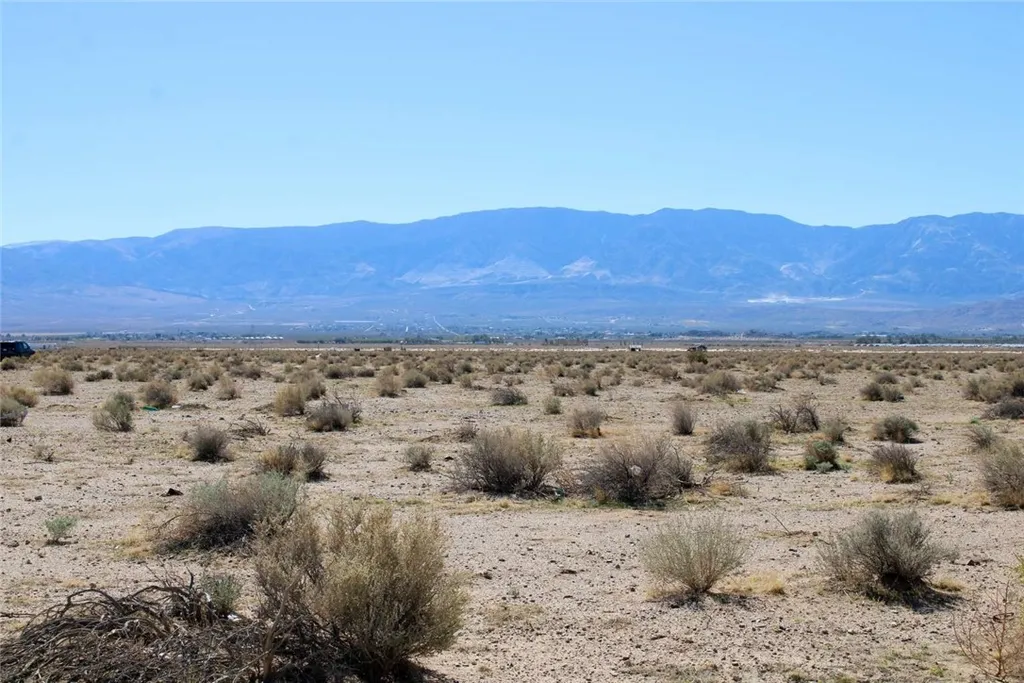 Additional image 14 of 35999 Granite Road, Lucerne Valley, CA 92356