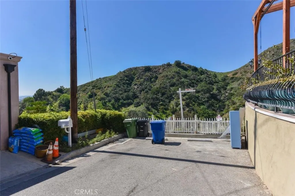 Additional image 13 of 2411 N Georgius Way, Los Angeles, CA 90068