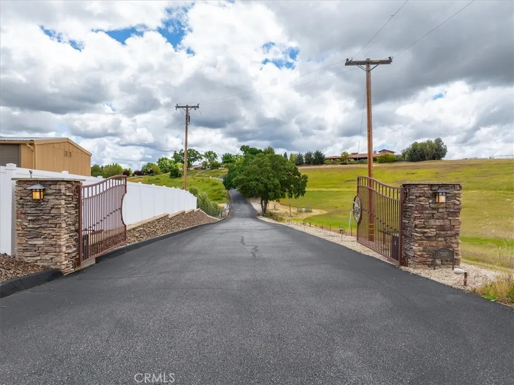 Additional image 11 of 2230 Del Sol Place, Paso Robles, CA 93446