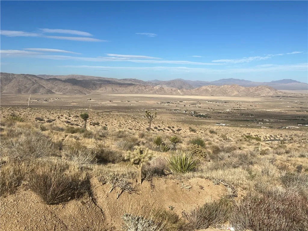 Additional image 5 of 28138 Oriole St, Lucerne Valley, CA 92356