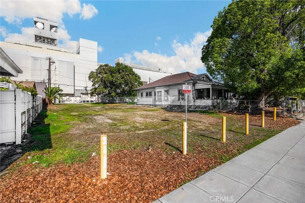 Additional image 29 of 220 W C Street, Ontario, CA 91762