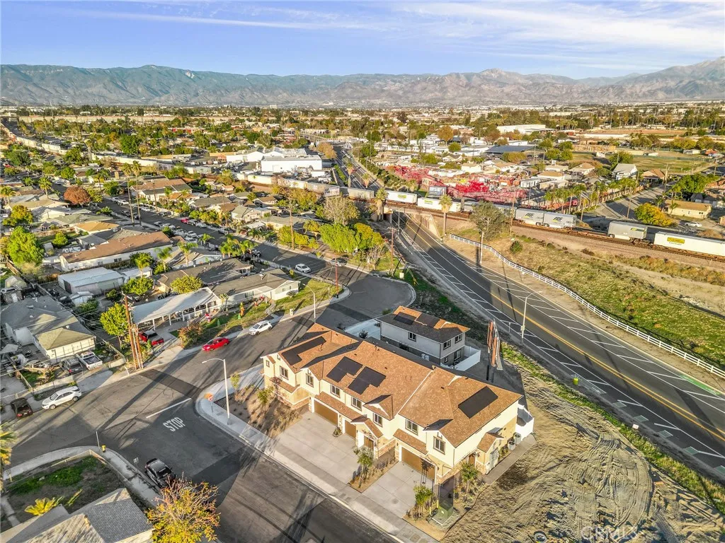 Additional image 3 of 904 Hert St, Colton, CA 92324