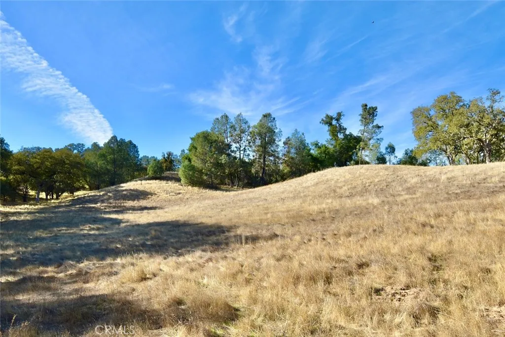 Additional image 4 of 47811 Sapaque Valley Rd, Bradley, CA 93426