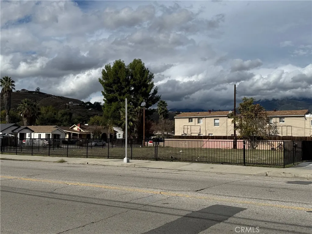 Additional image 14 of 548 W Marshall Blvd, San Bernardino, CA 92405