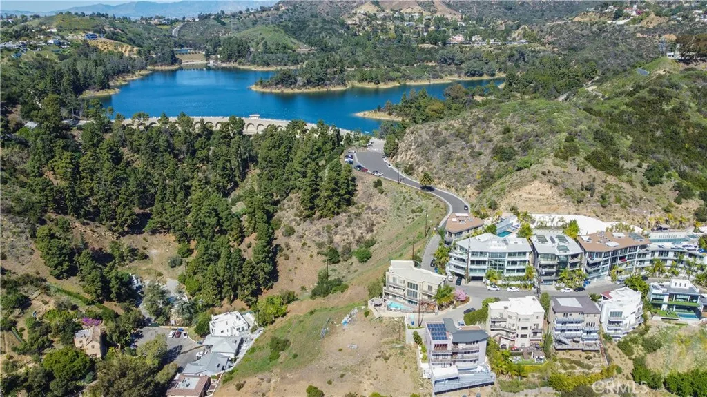 Additional image 7 of 2411 N Georgius Way, Los Angeles, CA 90068