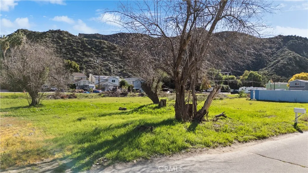 Additional image 6 of 2 Taft Ct, Val Verde, CA 91383